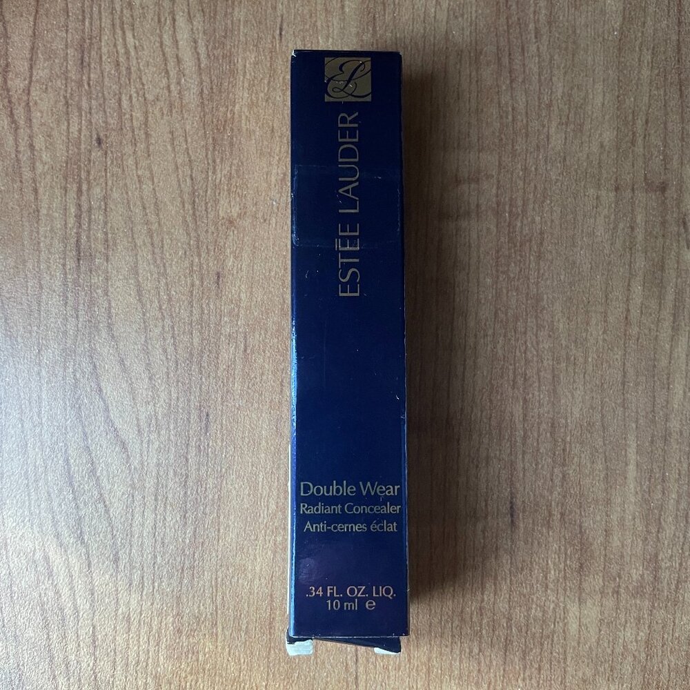 Estee Lauder Double Wear Radiant Concealer 8N Very Deep Neutral .34 oz